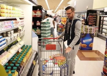 ABD’de tüketici güveni hafif geriledi