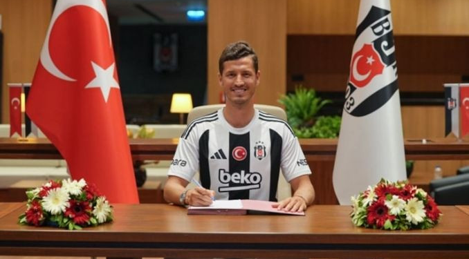 Beşiktaş, Salih Uçan ile sözleşme yeniledi