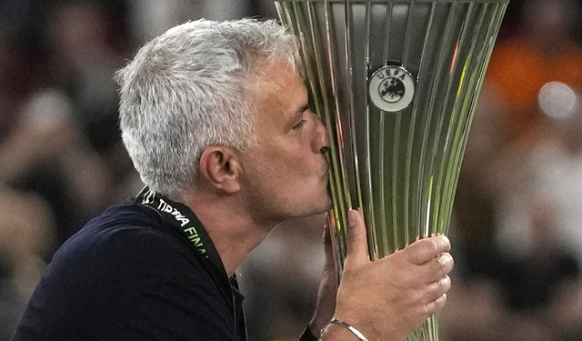 Dünyada gündem ‘Mourinho’: Uyuyan devi uyandırmaya geliyor!