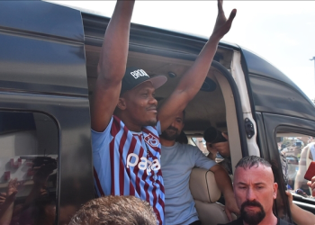 Trabzon’da Nwakaeme’ye coşkulu karşılama