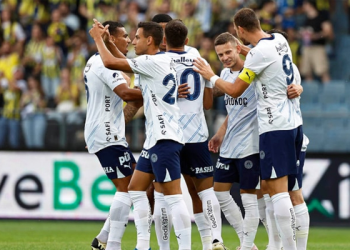 Fenerbahçe Strasbourg’u farklı mağlup etti