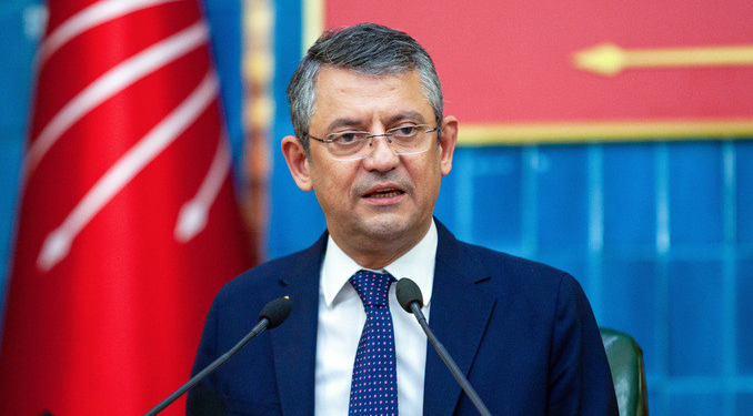 Özgür Özel’den emekli zammı eleştirisi: Yazıklar olsun!