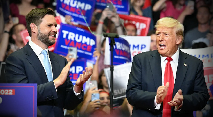 Trump: Demokrasi için kurşun yedim!