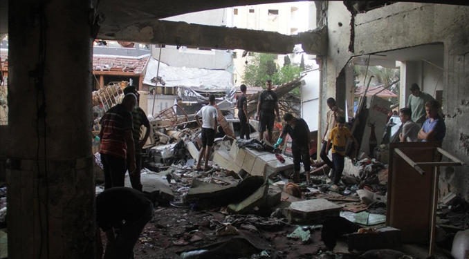 AB, İsrail’in okul katliamına tepki gösterdi