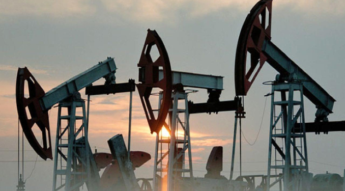 Küresel petrol arzı günlük 230 bin varil arttı