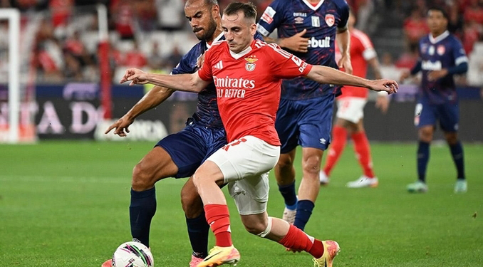 Benfica taraftarı Kerem’le tanıştı: İlk maçta gollü şov!