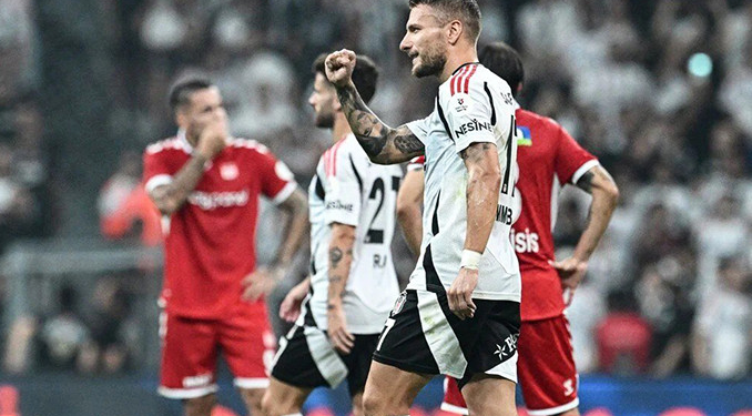 Beşiktaş Sivasspor’u iki golle geçti üçte üç yaptı
