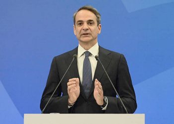 Miçotakis silah yatırımı için Türkiye’yi suçladı