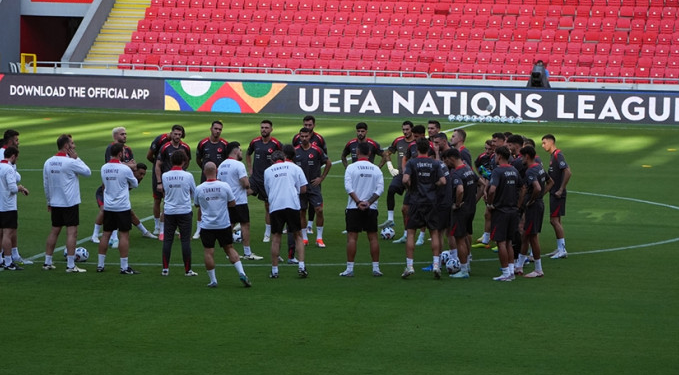 A Milli Takım’da değişiklik: 2 isim kadrodan çıkarıldı