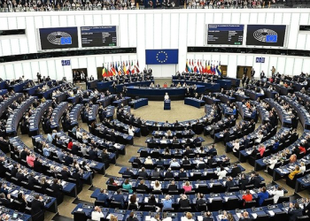 AP, Rus varlıklarıyla Ukrayna’ya 35 milyar euro kredi verilmesini onayladı