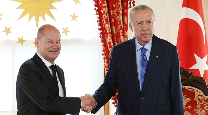 Cumhurbaşkanı Erdoğan, Scholz’u kabul etti