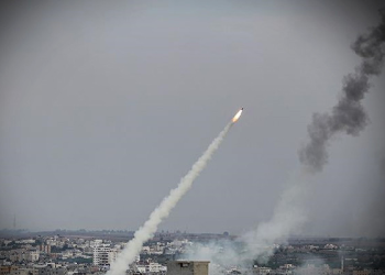 Tel Aviv’de siren sesleri: Hamas’tan füze saldırısı!