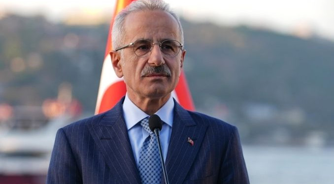 Bakan Uraloğlu: Sosyal medyada paylaşılan her şeye susacak mıyız?