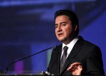 Babacan net konuştu: DEVA Partisi AKP’ye mi katılıyor?