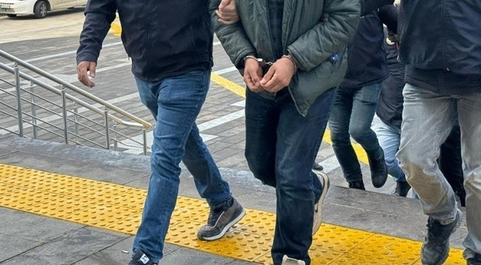 Forex dolandırıcılığında 17 gözaltı