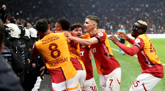 Galatasaray 3 puanı son dakikada aldı