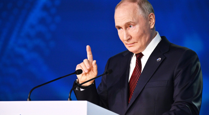 Putin’den ‘barış’ mesajı: Slovakya’da konuşalım