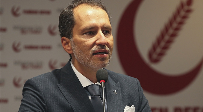 2023’te seçimden çekilen Erbakan Cumhurbaşkanlığı adaylığını ilan etti