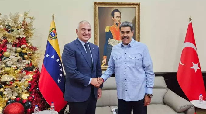 Bakan Ersoy, Venezuela lideri Maduro ile görüştü