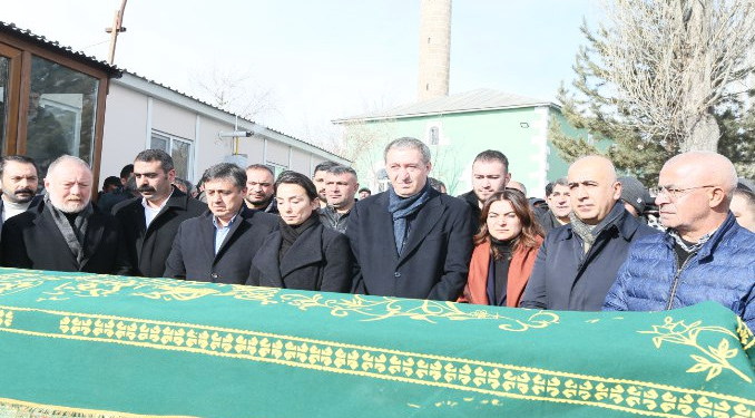 DEM Parti Eş Genel Başkanı Bakırhan’ın babası hayatını kaybetti