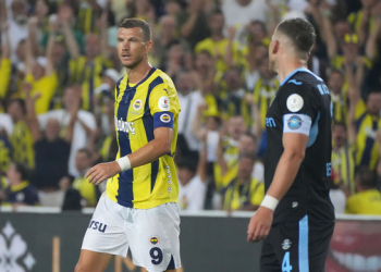 Fenerbahçe Adana Demirspor deplasmanından 3 puanla dönmek istiyor