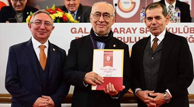 Şener Şen Galatasaray Divan Kurulu Üyesi oldu