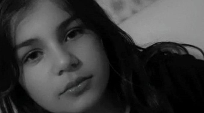 Sokak köpeklerinin saldırdığı Eslem, hayatını kaybetti