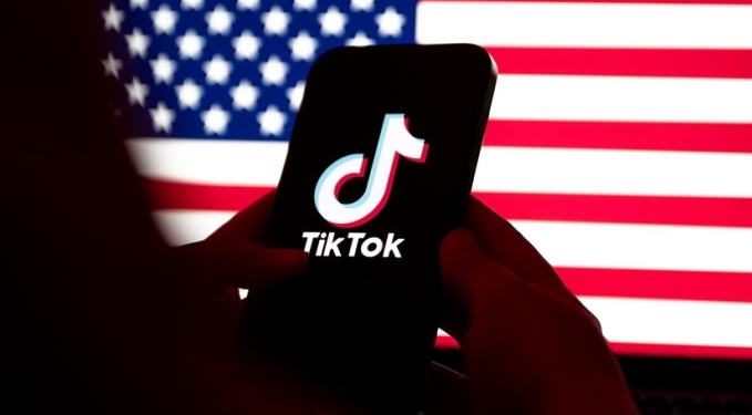 Trump’tan TikTok’a 75 günlük ek süre