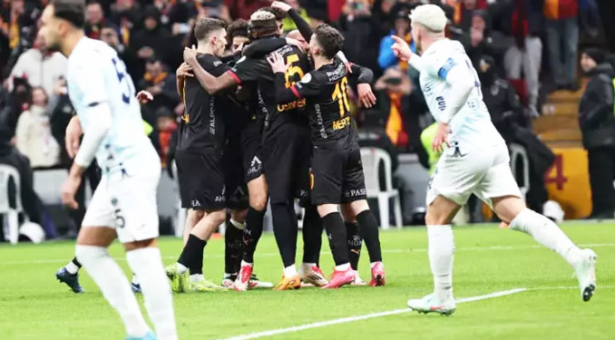 Adana Demirspor sahadan çekildi!