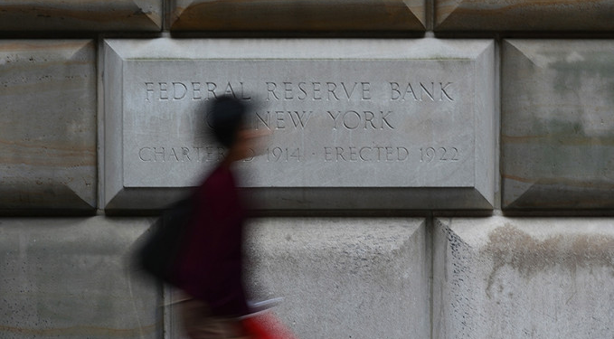 Fed’de casusluk krizi: Eski kıdemli danışman tutuklandı