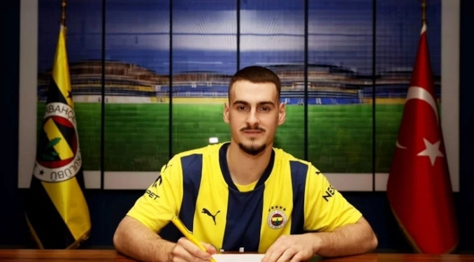 Fenerbahçe transferi duyurdu: 4,5 yıllık sözleşme imzalandı
