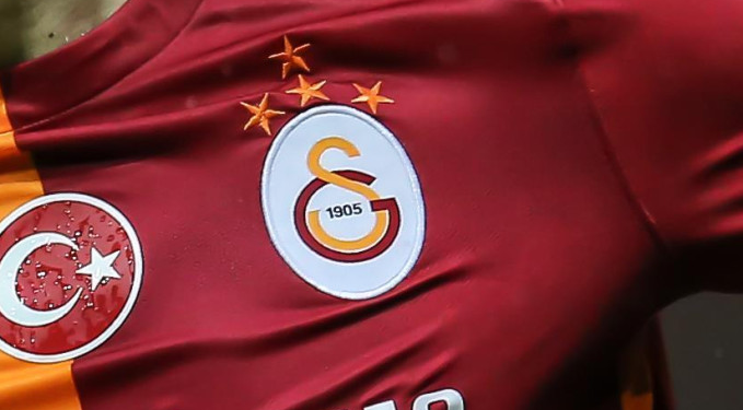 Galatasaray’da ayrılık: Roma’ya gidiyor!