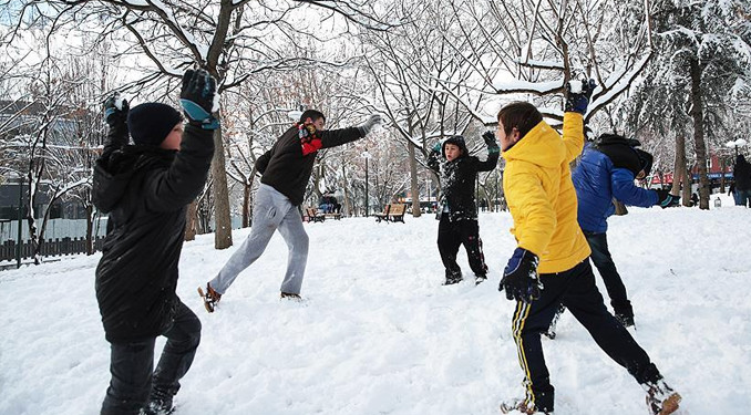 İstanbul’da okullar yarın tatil edildi