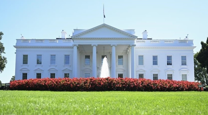 Trump, o kuruma “faaliyetlerini durdur” emri verdi