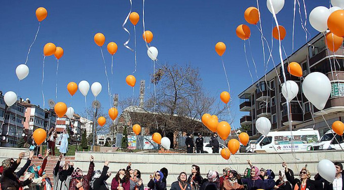 8 Mart Dünya Kadınlar Gününün hikayesi ve tarihi! İlk ne zaman kutlandı?