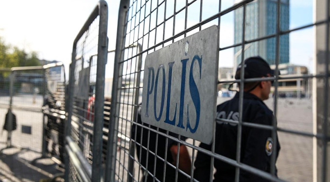 Ankara ve İzmir’de eylem yasağı uzatıldı