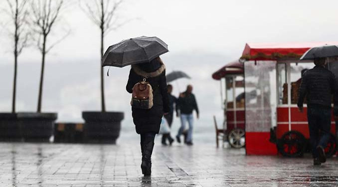 Bahar bitti, kış geri döndü! Soğuk hava ve fırtına kapıda