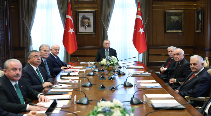 Erdoğan başkanlığındaki YİK toplandı