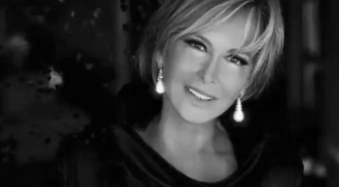 Filiz Akın hayatını kaybetti