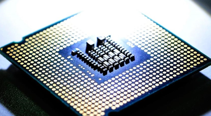 ABD’den ilaç ve yarı iletken ithalatına soruşturma