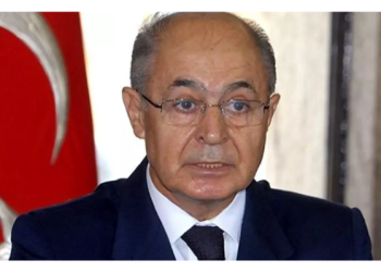 Ahmet Necdet Sezer’in görüntüleri sosyal medyayı ikiye böldü