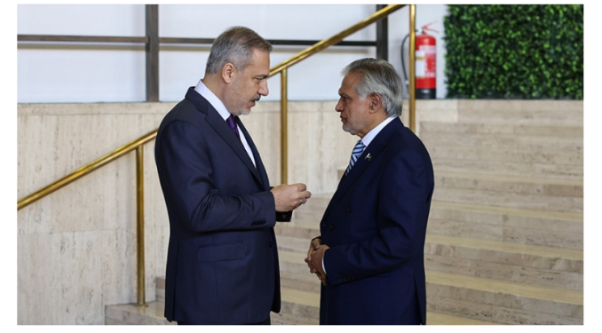 BM devreye girdi: Guterres, Pakistan Başbakanı ve Hindistan Dışişleri Bakanı ile görüştü