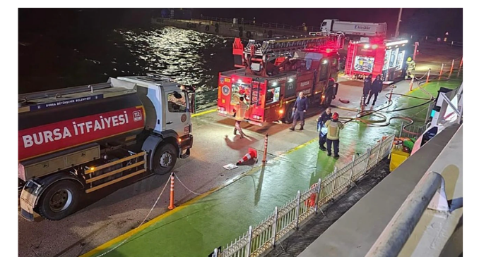 BUDO feribotunda yangın paniği: Yolcular tahliye edildi