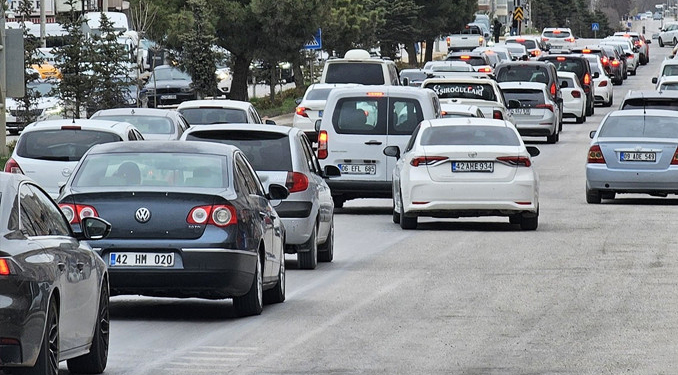 Bayram dönüşü trafik çilesi!