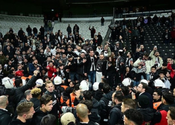 Beşiktaş taraftarından tepki: Ne zaman şampiyonluk diye bağırsak kursağımızda kalıyor