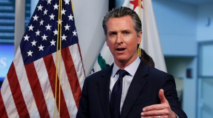 California Valisi, Trump’a ‘tarife’ davası açacak