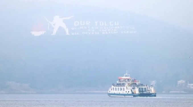 Çanakkale Boğazı sise teslim: Gemilere geçiş yasağı