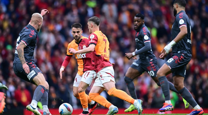 Galatasaray, Samsunspor’a konuk oluyor! İşte muhtemel 11’ler