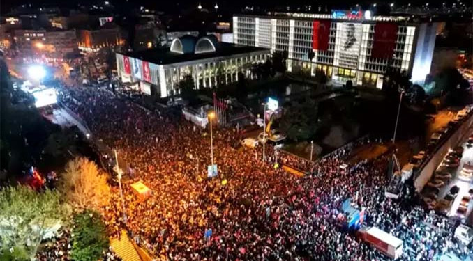 İBB soruşturmaları sonrası protestoculara hapis talebi