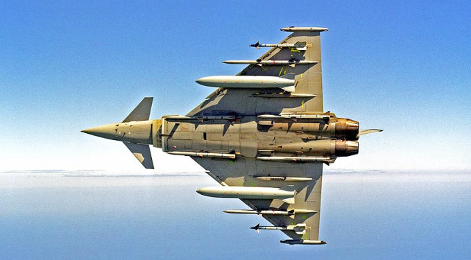 İngiliz Kraliyet Hava Kuvvetleri, Rus jetlerini engelledi